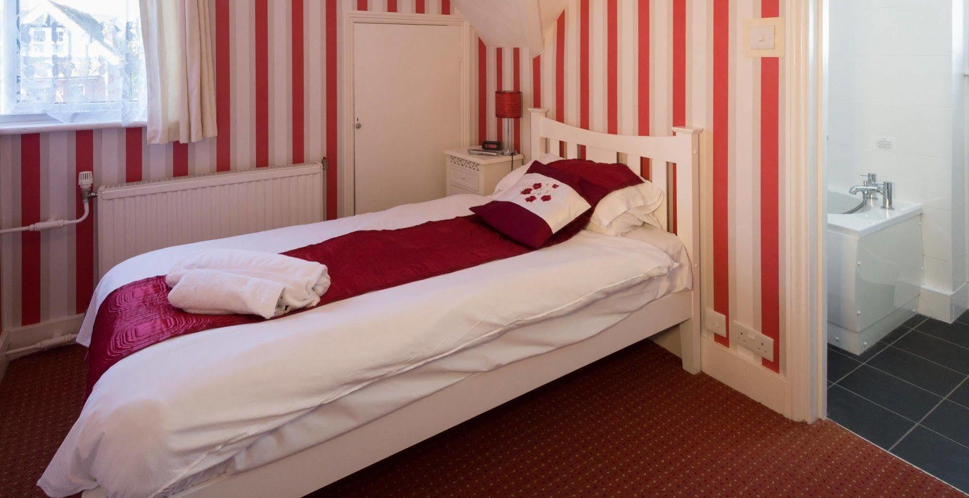 The Cherry Tree Guest House Eastbourne Eksteriør bilde